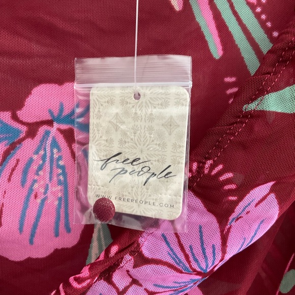 Free People, sheer floral “cocoa combo” top - Picture 12 of 13